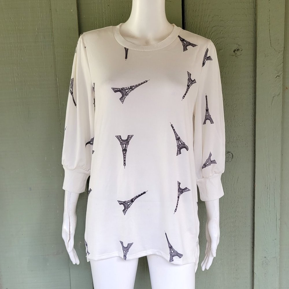 NWT LOVE + LACE White Knit Eiffel Tower Paris Top Medium M